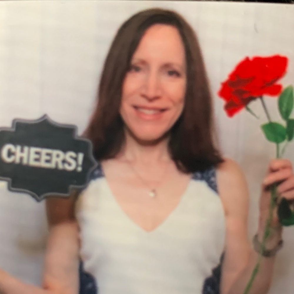 Meet your Posher, Jennifer